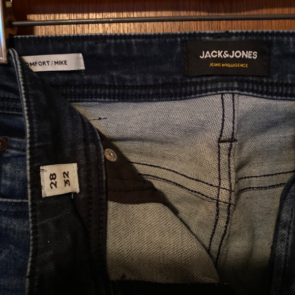 Jeans - Picture 3 of 3